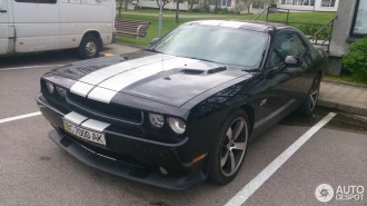 dodge-challenger-srt-8-392-c550713052015164738_1.jpg