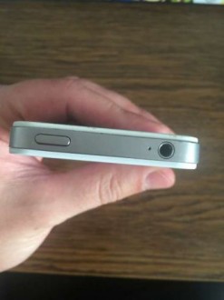 269603308_3_644x461_apple-iphone-4s-16gb-white-neverlock-mobilnye-telefony.jpg