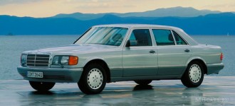 Mercedes-Benz-S-class-w126.jpg