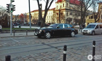 rolls-royce-phantom-c847219032016122202_3.jpg