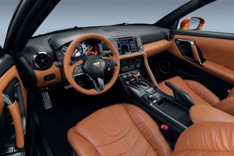 Nissan-GT-R-3.jpg