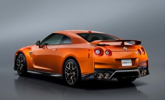 Nissan-GT-R-4.jpg