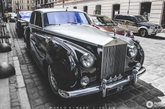 rolls-royce-phantom-c695605062016114826_1.jpg