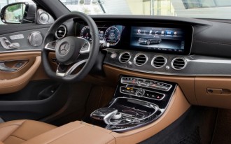2017-Mercedes-Benz-E-Class-16-640x400.jpg