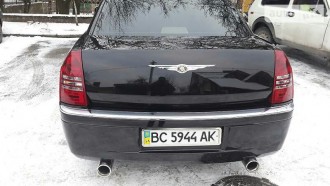 chrysler_300-c__173361405fx.jpg
