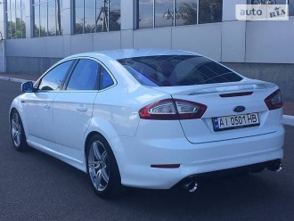 ford_mondeo__188125637fx.jpg