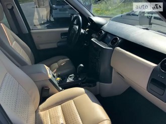 land-rover_discovery__233097874fx.jpg