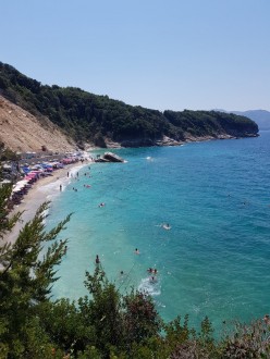 Pulëbardha Beach.jpg