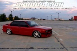 Bmw-E30--270782.jpg