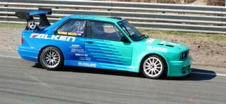 16ggbj9672.jpg