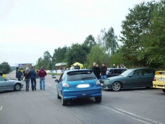 Пежo Єліка.jpg