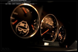 Mercedes-E--270803.jpg