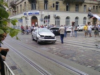 203.jpg