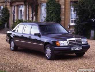 Mercedes-Benz E-Klasse 21.jpg