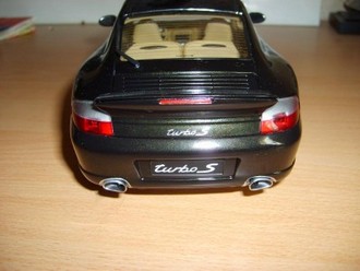 S6000220.jpg