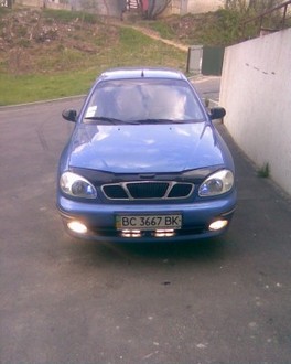 y_60d4b564.jpg