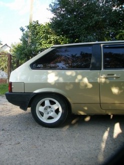 y_9ae835a9.jpg