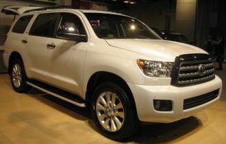 2008_Toyota_Sequoia_Platinum_DC.JPG