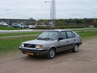 Volvo360GLT88-02.jpg