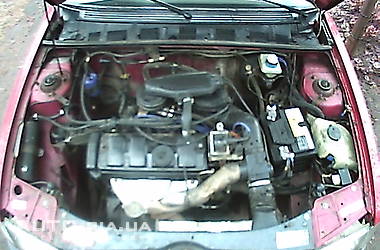 37112808bx.jpg