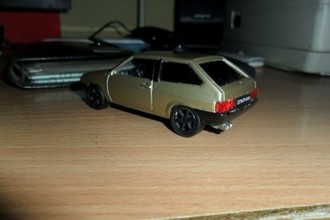 z_3caf4350.jpg