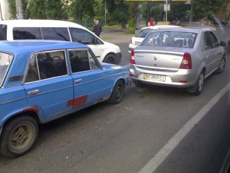 300520121643.jpg