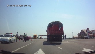 AMBA0251.MOV_snapshot_03.43_[2012.08.03_14.10.32].jpg