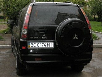MITSUBISHI 2..JPG