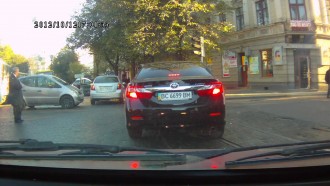 AMBA0243.MOV_snapshot_04.30_[2012.10.12_22.39.09].jpg