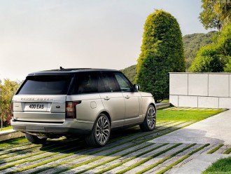 Land_Rover-Range_Rover_2013_1024x768_wallpaper_31.jpg