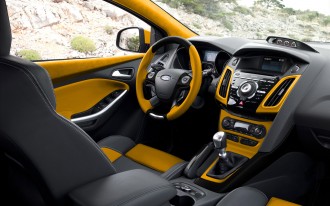 Ford-Focus-ST-2013-Interior-3 vv.jpg
