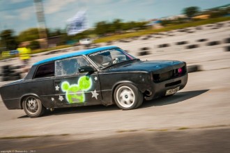 84fc9d8s-960[1].jpg