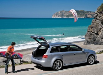 2001-audi-rs4-avant2006-audi-rs4-b7-i7kui3ap.jpg