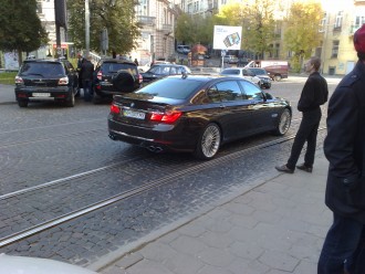 В7 biturbо.jpg