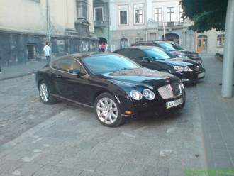 BENTLEY .jpg